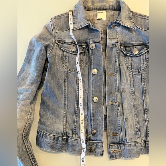 Simons Cropped Jean Jacket - Picture 6 of 6